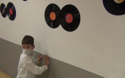 concours le  son crée l’image : &quot;La Face cachée du vinyle&quot;. 